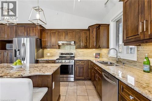 91 Gouda Place, Cambridge, ON - Indoor Photo Showing Kitchen With Double Sink With Upgraded Kitchen