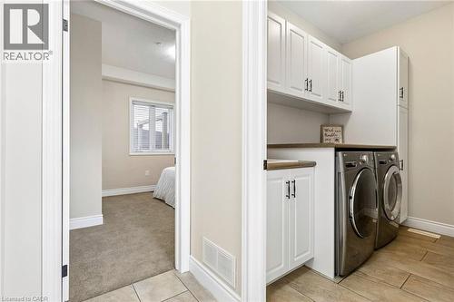 91 Gouda Place, Cambridge, ON - Indoor Photo Showing Laundry Room