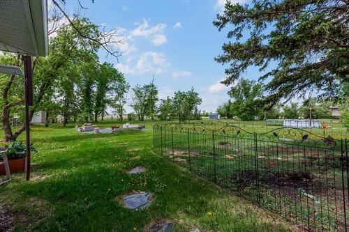 16 Myrtle St, Hazelridge, MB 