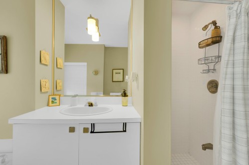 Salle de bains - 516 Ch. Des Cimes, Saint-Sauveur, QC - Indoor Photo Showing Bathroom