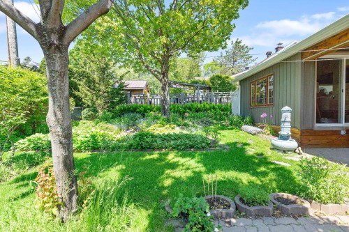 Jardin - 7455 3E Avenue E., Québec (Charlesbourg), QC 