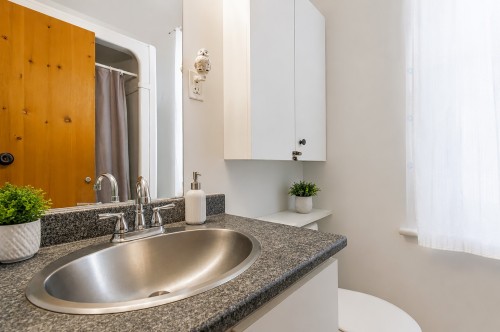 Bathroom - 151 Rue Lesage, Sainte-Adèle, QC 