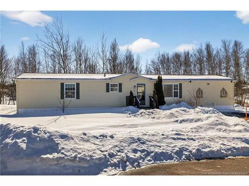 8 Maple Ridge Lane, Riverview, NB 