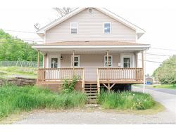16 Bellevue ST Edmundston, NB E3V 2C7