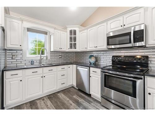 101 Chateau Dr, Moncton, NB 