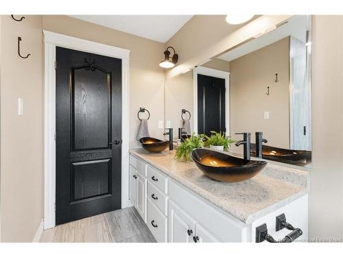 101 Chateau Dr, Moncton, NB 