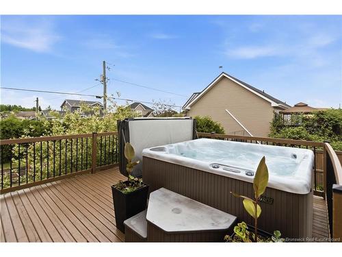 101 Chateau Dr, Moncton, NB 