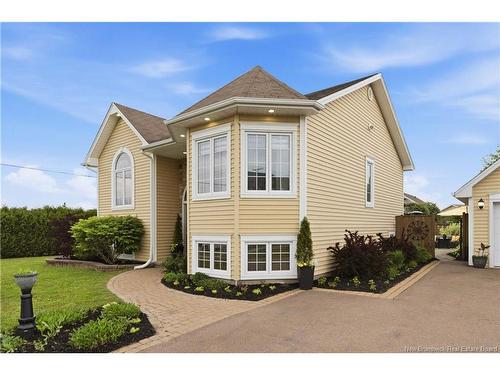 101 Chateau Dr, Moncton, NB 
