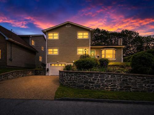 42 Lodge Drive  Halifax, NS B3M 2G7