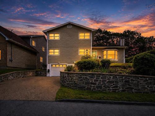 42 Lodge Drive, Halifax, NS 