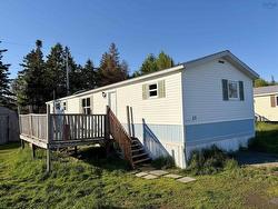 21 Elmwood Drive Lower South River, NS B2G 0E7