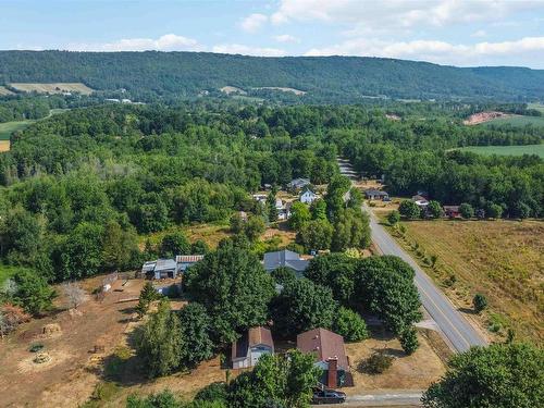 265 Black Hole, Sheffield Mills, NS 