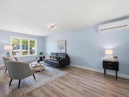 2 Berkley Brae, Dartmouth, NS 