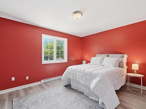 2 Berkley Brae, Dartmouth, NS 