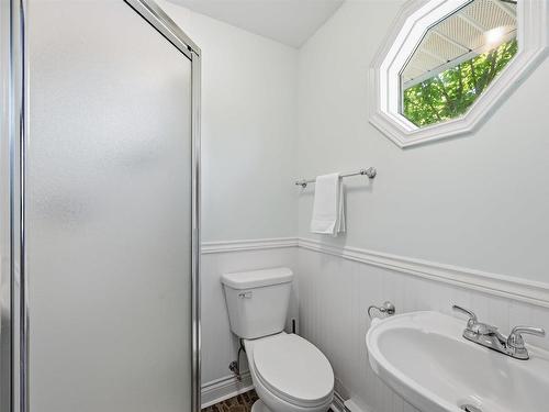 2 Berkley Brae, Dartmouth, NS 