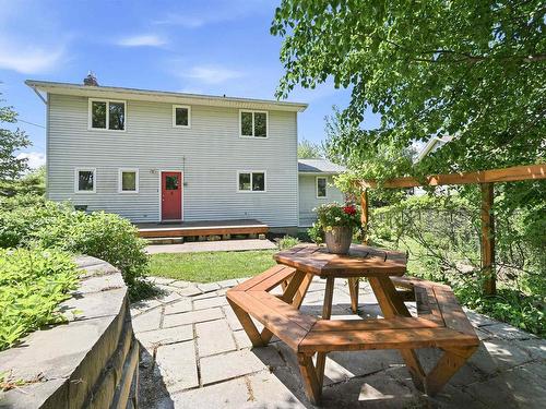 2 Berkley Brae, Dartmouth, NS 