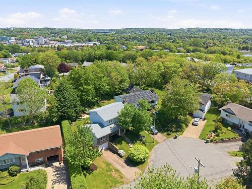 2 Berkley Brae, Dartmouth, NS 