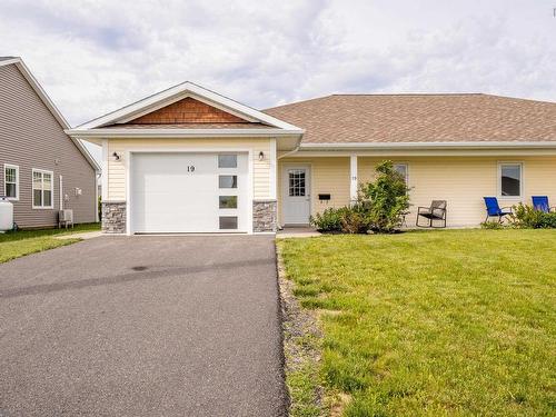 19 Mackinnon Court  Kentville, NS B4N 0A7