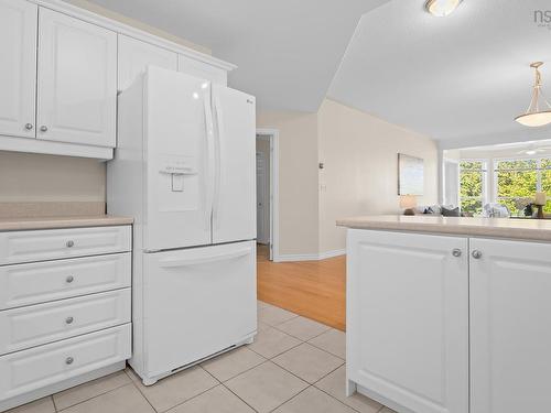 206 96 Regency Park, Halifax, NS 