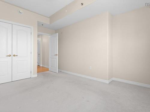 206 96 Regency Park, Halifax, NS 