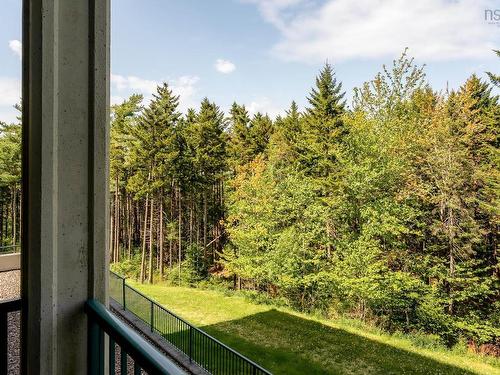 206 96 Regency Park, Halifax, NS 