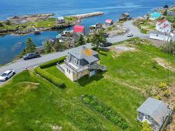 125 The Point Road Blue Rocks, NS B0J 2C0