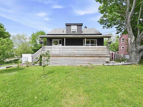 11 Fenwick Street, Dartmouth, NS 