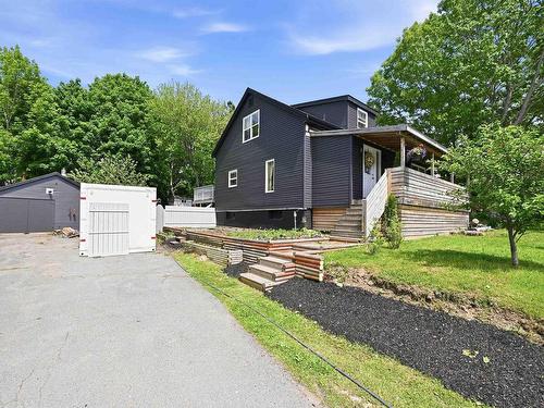 11 Fenwick Street, Dartmouth, NS 
