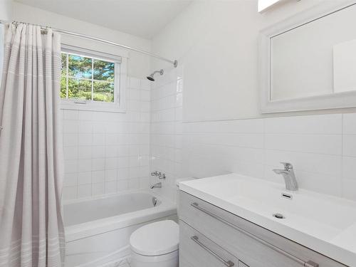 148 Borgalds Point Road, Chester Basin, NS 