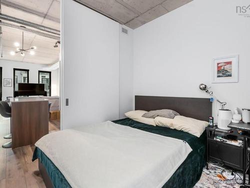 402 5511 Bilby Street, Halifax, NS - Indoor Photo Showing Bedroom