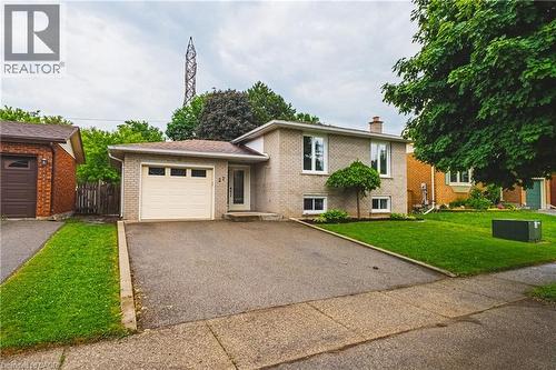 27 LUDLOW Crescent  Brantford, ON N3P 1V2
