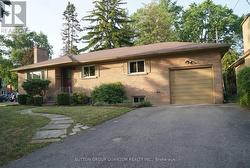 2395 EDENHURST DRIVE  Mississauga, ON L5A 2L1