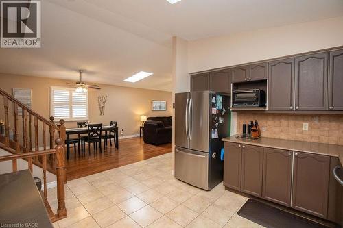 106 Ossington Drive, Hamilton, ON 