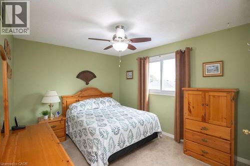 106 Ossington Drive, Hamilton, ON 