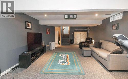 106 Ossington Drive, Hamilton, ON 