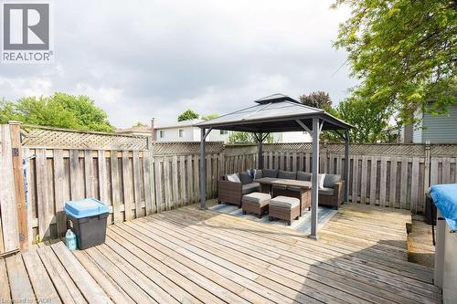 106 Ossington Drive, Hamilton, ON 