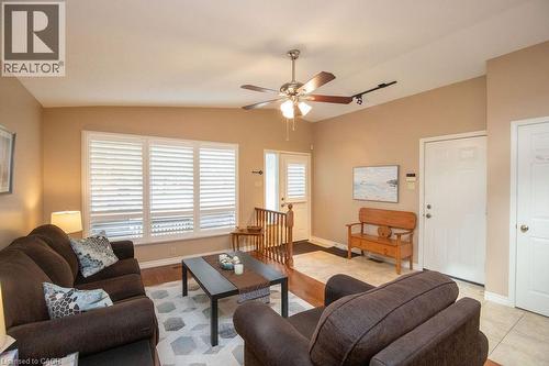 106 Ossington Drive, Hamilton, ON 