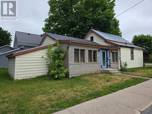 21 PETER STREET S  Brockton, ON N0G 2V0