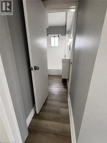 36 Brighton Avenue, St. Catharines, ON - Indoor Photo Showing Other Room
