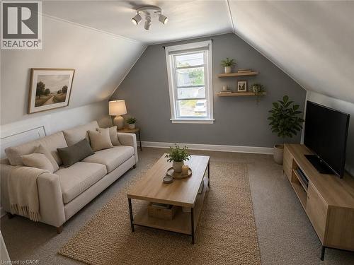 36 Brighton Avenue, St. Catharines, ON - Indoor Photo Showing Living Room With Fireplace