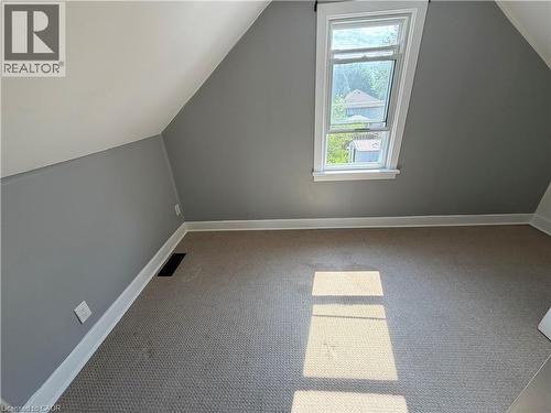 36 Brighton Avenue, St. Catharines, ON - Indoor Photo Showing Other Room