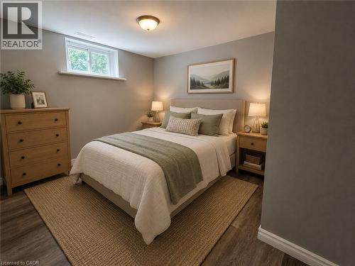 36 Brighton Avenue, St. Catharines, ON - Indoor Photo Showing Bedroom