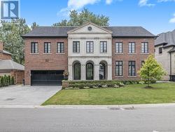 125 SANDRINGHAM DRIVE Toronto, ON M3H 1E2