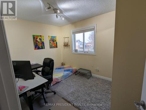 2563 Whittaker Drive, Burlington, ON 