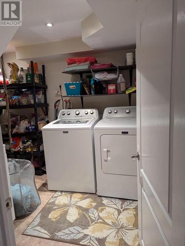 2563 Whittaker Drive, Burlington, ON 