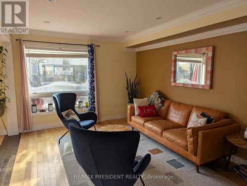 2563 Whittaker Drive, Burlington, ON 