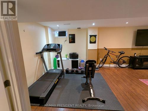 2563 Whittaker Drive, Burlington, ON 