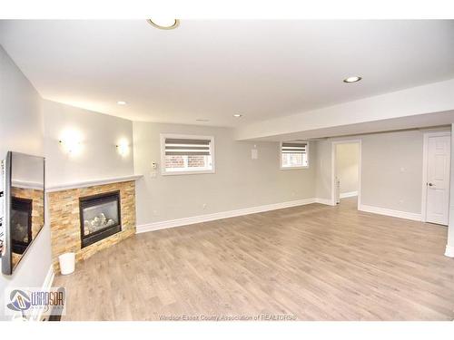 4759 Periwinkle Crescent, Windsor, ON 