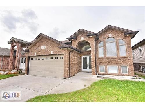 4759 Periwinkle Crescent, Windsor, ON 