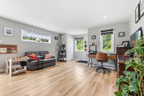 Living Room - 39  - 41 Rue De La Matawinie, Saint-Jean-De-Matha, QC 